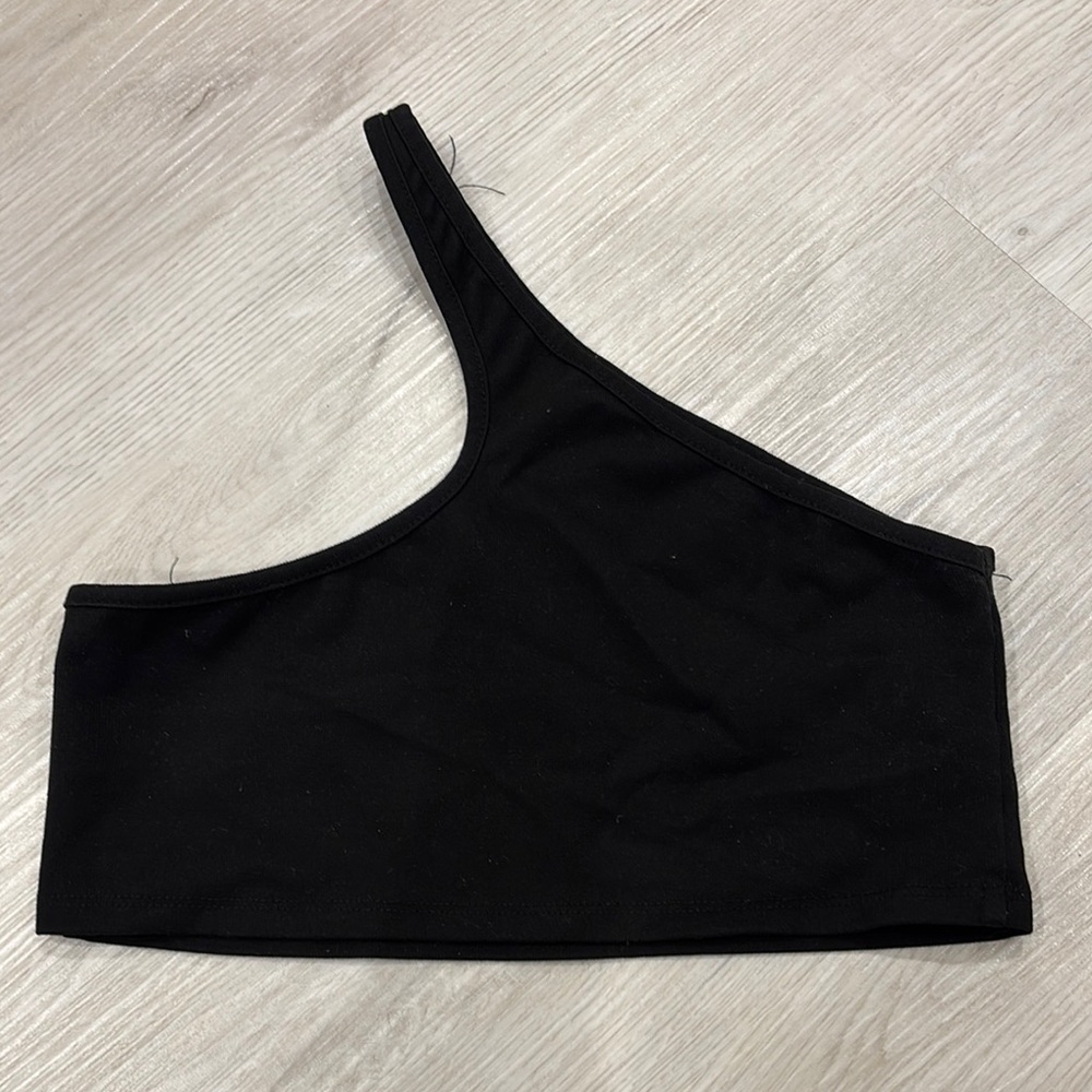 Black One-Shoulder Crop Top
